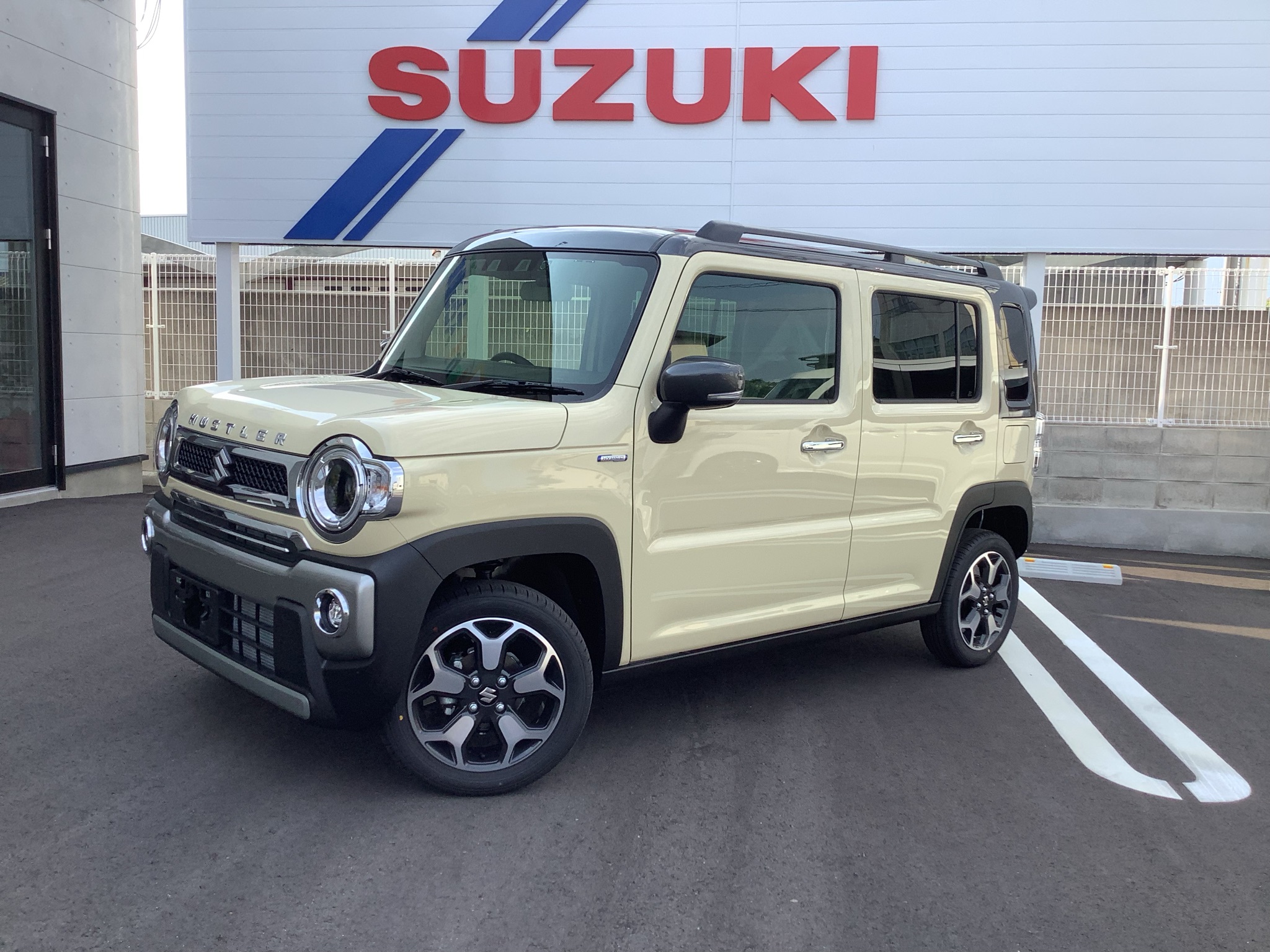 中古車情報|スズキハスラーJ-STYLE